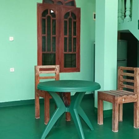Lagoon Inn Hambantota Luaran gambar