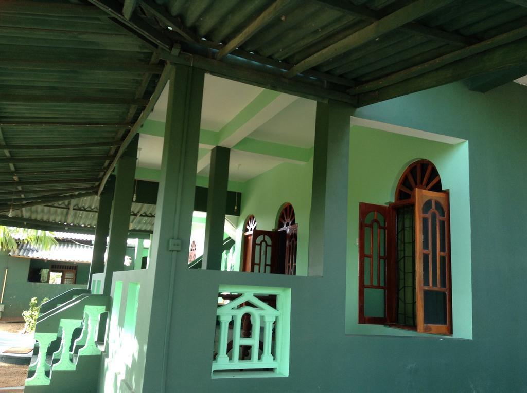 Lagoon Inn Hambantota Luaran gambar