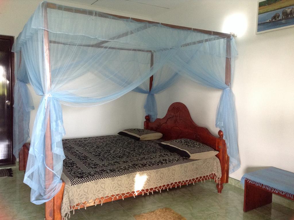 Lagoon Inn Hambantota Luaran gambar