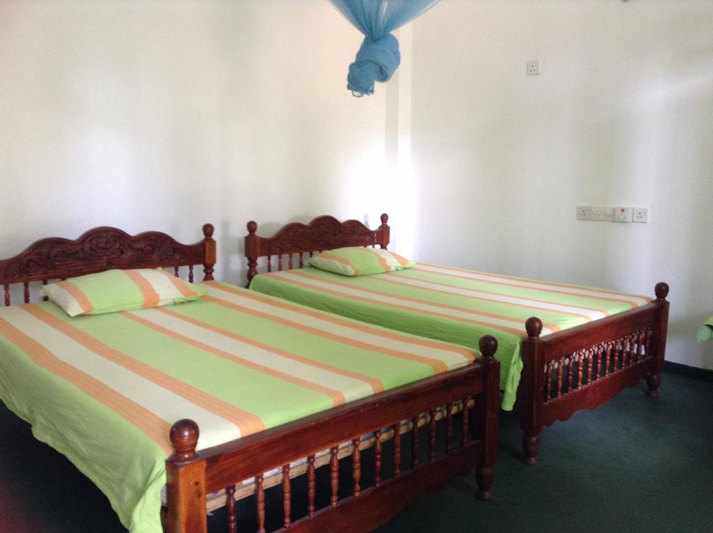 Lagoon Inn Hambantota Luaran gambar