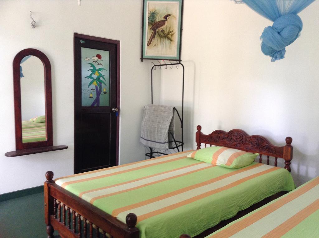 Lagoon Inn Hambantota Luaran gambar