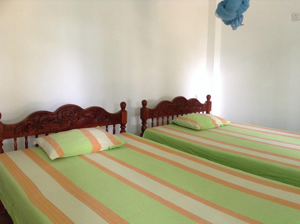Lagoon Inn Hambantota Luaran gambar